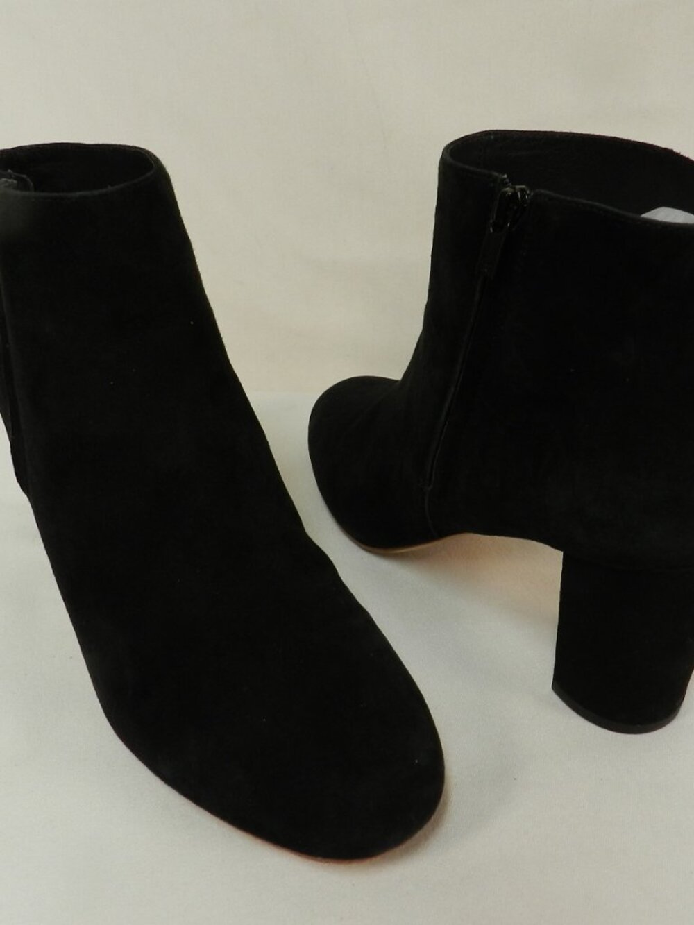 LK Bennett Suede black w/ blue Cap toe ankle zip boots Women Italy Size 40 US 9